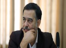 فعال رسانه‌ای اصولگرا: در آستانه انتخابات، صداوسیما باید پخش برنامه های زنده اش را کم کند
