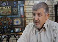 حقیقت پور: می گویند برای جلوگیری از قاچاق، آرد را گران کرده ایم پس نیروهای امنیتی چه کاره اند؟/ یعنی این‌قدر در و دروازه‌های کشور سوراخ شده؟/دولتِ رئیسی شلخته است/ چرا باید نفتمان را زیر قیمت بفروشیم؟
