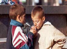 کاهش سن مصرف دخانیات به ۱۲ تا ۱۳ سال