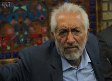 سیدمحمد غرضی: تغییر قانون اساسی هم در مردم انگیزه ایجاد نمی کند/ دشمن اصلی مردم ایران، رانت خواران هستند نه آمریکا و انگلیس و..