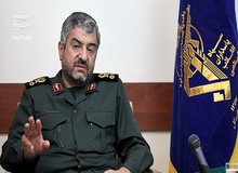 واکنش فرمانده کل سپاه به صید ماهی توسط چینی‌ها در جنوب/ به بسیج  دستورات لازم داده شده است
