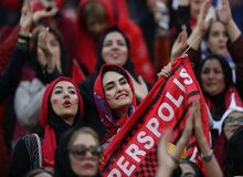  مجوز ورود زنان تماشاگر به سالن‌های فوتسال صادر شد