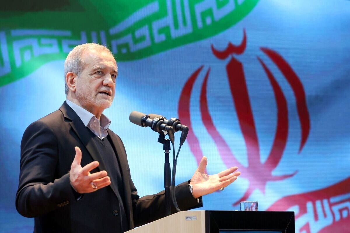 پزشکیان: هیچکس به عنوان دوست بنده به دولت نیامده است/ فشارهای زیادی به دولت وارد می‌کنند تا روند تامین معیشت مردم را مختل و بی ثباتی ایجاد کنند
