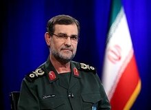 فرمانده نیروی دریایی سپاه: منطقی نیست کشتی‌های نفتی از تنگه هرمز عبور کنند اما اجازه عبور نفت ایران را ندهند
