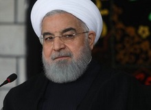 تقدیر روحانی از نفرات برتر کنکور 97

