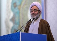 امام جمعه رشت: رسانه دست دشمن است/ غولِ رسانه با نیرنگ ساندویچ به‌سبک مک‌دونالد، شوروی را منحل کرد