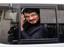 سایت اصولگرا: بذرپاش در حال چپاندن کیف کِش هایش به وزارت راه است
