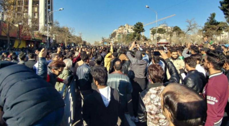 مطالبات مردمی و ضرورت توجه سیاستگذاران