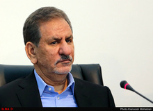 
تاکید جهانگیری بر رسیدگی فوری به زلزله‌زدگان تازه‌آباد کرمانشاه