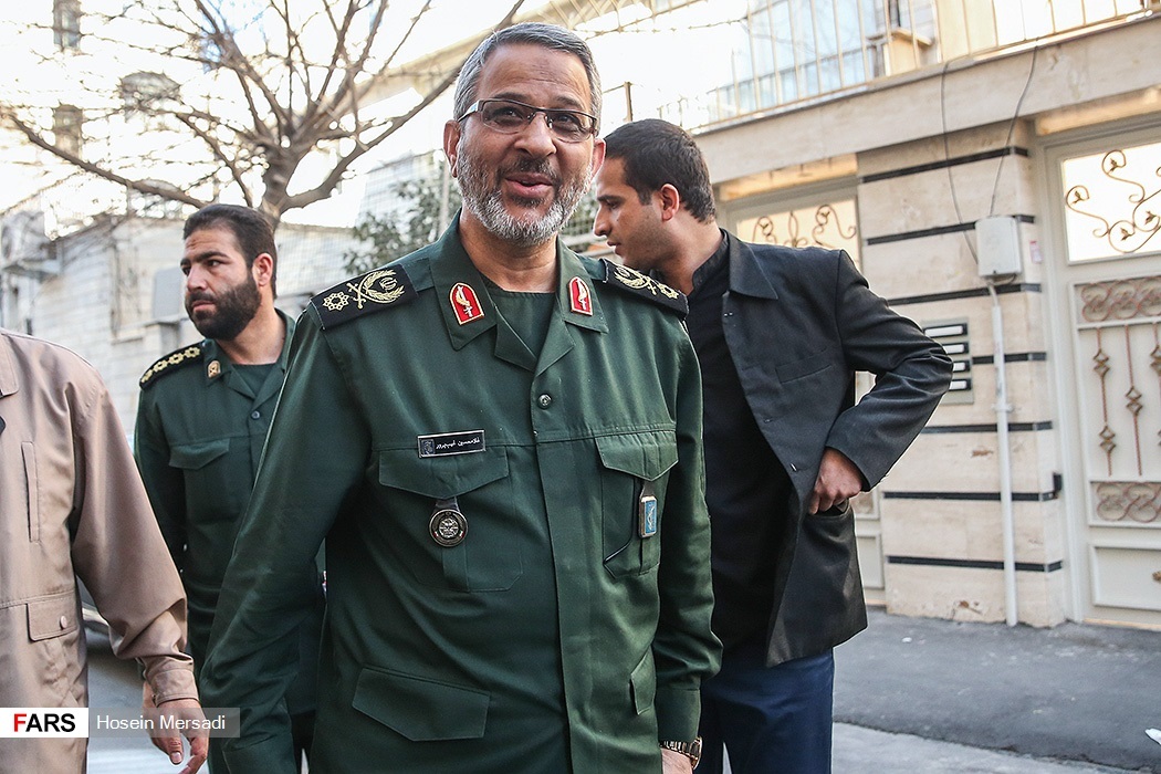 سردار غیب‌پرور: به افرادی که به سپاه می‌تازند شک داریم