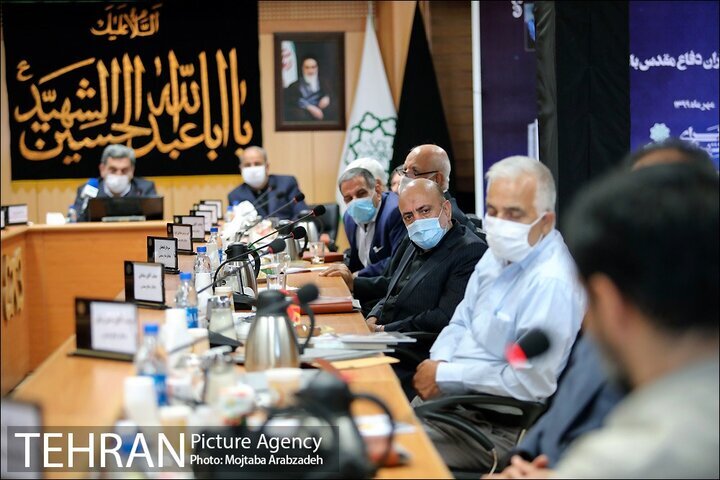 شهردار تهران در دیدار با رزمندگان دفاع مقدس بر عملکرد فارغ از جناح بندی سیاسی تاکید کرد