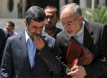 علی اکبرصالحی: کاش احمدی‌نژاد از رهبری تبعیت می‌کرد/ قبل از  تنفیذ؛ روحانی وقتی ماجرای مذاکره ما با آمریکا را فهمید تعجب کرد