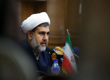 رییس کمیسیون حقوقی و قضایی مجلس: کسی که سطل زباله آتش می‌زند محارب نیست