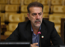پولادی، دبیر فراکسیون ورزش مجلس: آمریکا حق ندارد که اعضای یک تیم را از حضور در جام جهانی محروم کند/ در صورت صادر نشدن ویزا برای برخی بازیکنان، ممکن است کل تیم را به جام جهانی اعزام نکنیم/ آمریکا نباید در مسابقه ایران و مصر، برنامه‌های غیراخلاقی برگزار کند