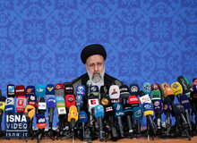 ابراهیم رئیسی: بنده خودم «مدافع حقوق بشر» هستم/ هر اقدامی که انجام داده ام در جهت رعایت حقوق بشر و انسان بوده است/ ضرر مردم در بورس را جبران خواهیم کرد