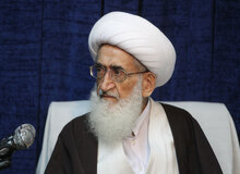 آیت االه نوری همدانی: گرفتن دیرکرد توسط بانک‌ها حرام است
