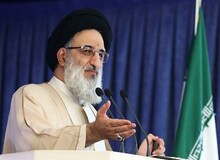امام جمعه کرج:  نفوذی ها مخالف حاضر شدن ما در کنار نیروهای مقاومت هستند/ افراد جریان نفوذ با اتهام تندروی نیروهای ارزشی قصد بدنام کردن آنها را دارند