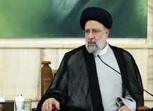 شعارهای انتخاباتی رئیسی تمامی ندارد/ رئیسی: مشکلات فقط با دستور دادن حل نمی‌شود
