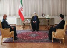 علت برگزار نشدن جلسات مشترک سران سه قوه «روحانی» است؟