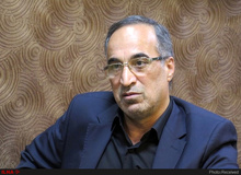 واعظ آشتیانی: فتاح آن شب مدبرانه و فکورانه صحبت نکرد/ بعید می‌دانم فتاح دنبال بازی‌های سیاسی باشد/ مدیران ما متأسفانه آموخته‌اند که نسجیده هر سخنی را بگویند



