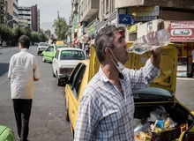 گرمای هوا در سه روز آینده در مرز هشدار / وزارت بهداشت: مایعات بنوشید و حتی‌المقدور از ساعات ۱۰ تا ۱۶ از منزل خارج نشوید
