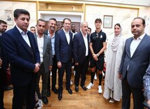 از دخترم به عنوان مترجم کمک گرفتم تا سوالی درباره فلسطین از رونالدو بپرسد
