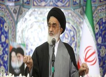 امام جمعه قم: مردم فریب وسوسه و تبلیغات قوم یهود را نخوردند، آنها فاسد هستند 