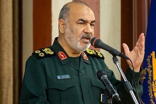 فرمانده کل سپاه: بابت سر و صدا‌هایی که در فضای مجازی به راه انداخته‌اند نگران نباشید/باید با دشمنان تسویه حساب کنیم