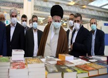 کتابی توسط رهبر انقلاب در نمایشگاه کتاب خریداری نشد 