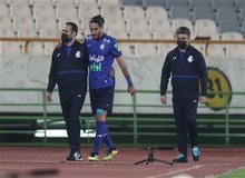 درگیری بعد از سوت پایان داور در دیدار آلومینیوم - استقلال/FILM