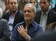 روزنامه اماراتی «نشنال»: سیاست داخلی ایران گرفتار انجماد شده بود اما با پیروزی پزشکیان، به یکباره با گشایشی غیرمنتظره روبرو شدیم