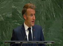 مکرون: ایران باید بین همکاری کامل با آژانس انرژی اتمی یا بازگشت تحریم‌ها یکی را انتخاب کند