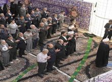اصولگرایانی که پشت سر روحانی نماز خواندند!
