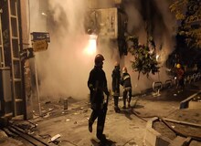 خبرگزاری فارس از قول یک آتشنشان: آشوبگران دست و پایم را گرفتند و مرا در آتش انداختند