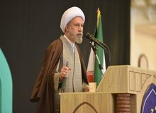 امام جمعه شیراز: جریانی در کشور می خواهد ما دست به دامان آمریکا شویم