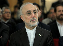 حمله کیهان به علی اکبر صالحی: ما که به رابطه با آمریکا اهمیتی نمی‌دهیم، حافظ منافع ملی هستیم یا شما که اصرار دارید به نظر چین عمل کنیم؟!