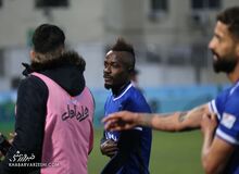 واکنش منشا به شادی گل عجیبش/ کار غیراخلاقی انجام ندادم!/ چرا این موضوع را اینقدر بزرگ می کنید؟