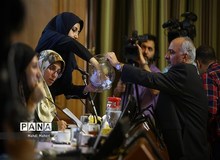 چه کسانی به آخوندی رای دادند
