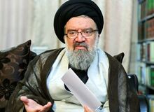 تئوریسین آمریکایی گفته اگر توانستیم حجاب را براندازیم، ولایت پذیری را هم برانداخته ایم/ نباید اجازه تخریب ولایت فقیه را در جلسه خصوصی و عمومی داد/قرآن سوزی، عمامه پرانی، سوزاندن پرچم و نام الله به معنی دین پرانی است