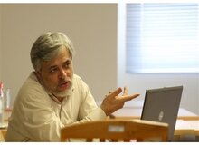 کنایه محمد مهاجری به نمایندگان حمله کننده به ظریف در صحن مجلس/آقای وزیر از بیانات افرادی کد بیاورید که اینها قبولش داشته باشند