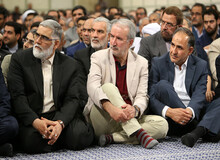 حاشیه‌هایی از شب خاطره دفاع مقدس در حضور رهبر انقلاب
