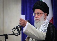 آیت الله خامنه ای:  کشف حجاب حرام شرعی و سیاسی است