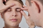 هزینه جراحی پلک در سال جدید چقدر است و چطور محاسبه می شود؟