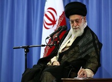 فتوای آیت الله  خامنه ای  در پی طرح صیانت مجلس/  نگهداری سگ مذموم است، نگهداری گربه مانعی ندارد+متن 
