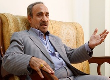 محمدرضا خباز: اگر جلوی رانت گرفته نشود، بگیر و ببندها به تنهایی چاره‌ساز نیست/ در ابتدای انقلاب حتی یک نمونه رشوه خواری هم قبیح بود
