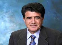 گزارش کنایه آمیز  نیویورک تایمز از تشییع پیکر استاد آواز ایران / مردم ایران می‌دانستند شجریان در کنارشان ایستاده است/ نماد آواز شایسته یک مراسم تشییع ملی بود 
