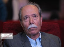 علی نصیریان: در منزل قرنطینه هستم/ امیدوارم مردم رعایت کنند/ از شنیدن اخبار درگذشت همکارانم و هموطنانم آزرده‌خاطرم