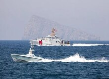 نیروی دریایی آمریکا خبر داد: عبور یک قایق بدون سرنشین برای اولین بار از تنگه هرمز 