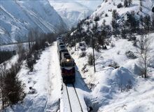 زمستان سخت تا کنون شش قطار مسافربری را زمین‌گیر کرده است