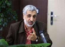 ابراهیم فیاض: موسوی‌خوئینی‌ها نامه نوشت تا بگوید زنده است/اصلاح‌طلبان قاجاری فکر می‌کنند و می‌خواهند به آمریکا امتیاز بدهند/ عارف  فهم راهبردی نسبت به جهان امروز ندارد
